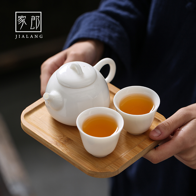家郎 陶瓷旅行茶具一壶四杯白瓷便携套装泡茶壶两杯简约功夫茶具在类目 餐饮具, 茶具, 功夫茶具中 - 来自Buy2taobao.com提供专业的淘宝代购服务