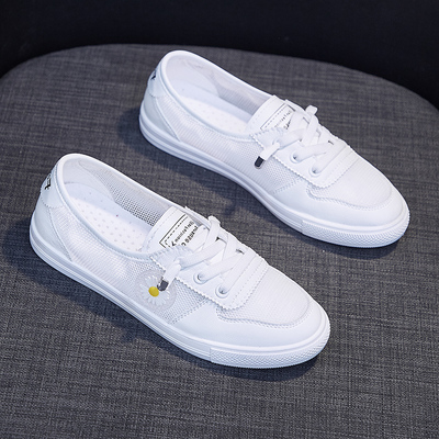 透气小白女鞋2020年夏季新款薄款镂空白鞋春季百搭小雏菊网面板鞋