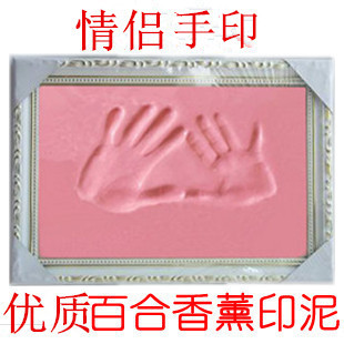 亲子手印商务情侣相框结婚礼物手印泥婚庆宝宝手足印婚礼手模纪念在类目 玩具/童车/益智/积木/模型, 宝宝纪念品/个性产品, 手脚印中 - 来自Buy2taobao.com提供专业的淘宝代购服务