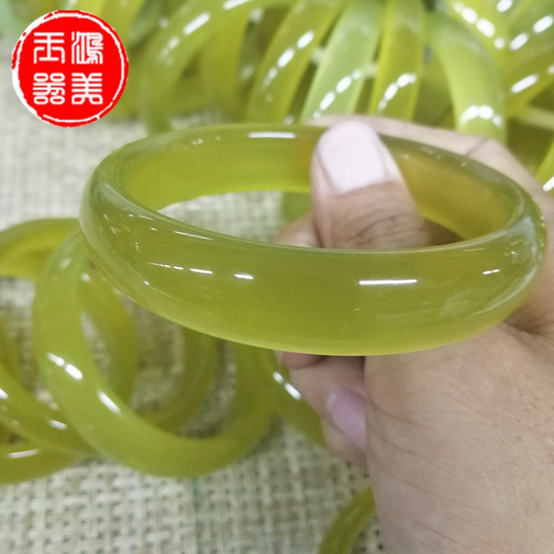 纯天然玉石手镯精美岫玉镯子玉石首饰配饰玉手镯在类目 特色手工艺, 少数民族特色工艺品, 满族中 - 来自Buy2taobao.com提供专业的淘宝代购服务