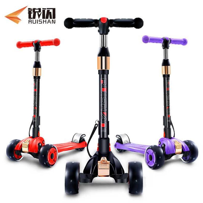 The four round Scooter Foldable children Scooter Baby 3 Flash Scooter Japan 4 Three Hand supportin the Toy/Childs/Puzzle/Building block/Model , Childs/Children skating , Scooter category - from Buy2taobao.com to provide professional Taobao agent buy service