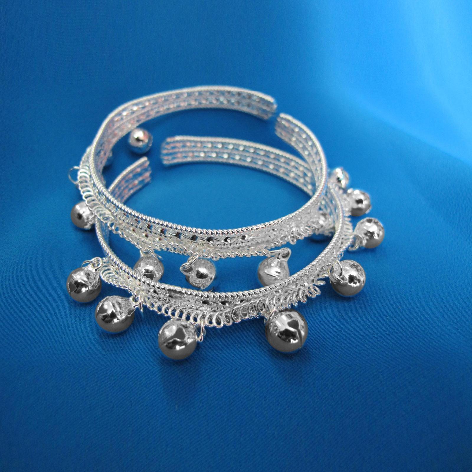 Miao silver dance Small bell Bracelet Hmong clothing Bracelet Miao Anklet Hmong Collars jewelryin the Arts and crafts , Minority handicrafts , Miao characteristics , Miao silver category - from Buy2taobao.com to provide professional Taobao agent buy service