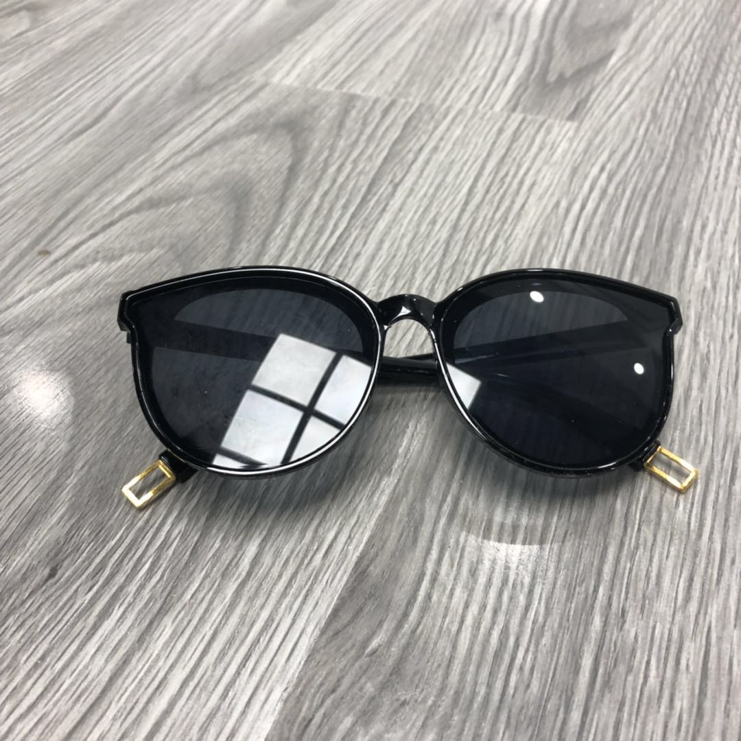 0408 new pattern fashion Same item glasses Sunglassesin the ZIPPO/Swiss Army Knife/Glasses , Sunglasses category - from Buy2taobao.com to provide professional Taobao agent buy service