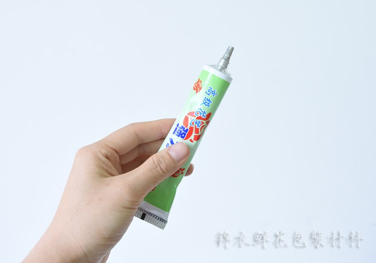 鲜花花艺胶 花艺冷胶 强力胶水乒乓菊卡通玩偶环保胶水花店用品|ruв категории доставка цветов/цветок моделирования/растения садоводства, Diy моделирования цветы материалов, производства инструментов (новая), клей - от Buy2taobao.com для оказания профессиональной услуги покупки агента Taobao