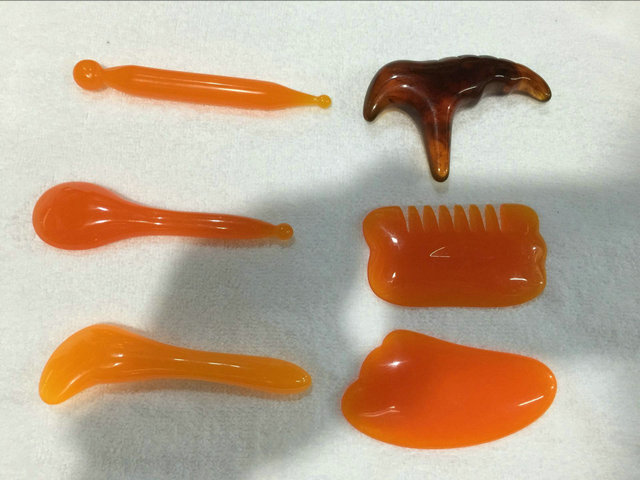 蜡刮痧板配合刮痧油.刮痧片适合点穴刮痧在类目 个人护理/保健/按摩器材, 经络保健器材, 刮痧片/板中 - 来自Buy2taobao.com提供专业的淘宝代购服务