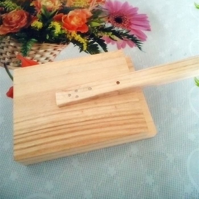 鄱阳压饺子皮工具包饺子器压米饺皮板天然实木在类目 厨房/烹饪用具, 厨用小工具/厨房储物, 包饺子器中 - 来自Buy2taobao.com提供专业的淘宝代购服务