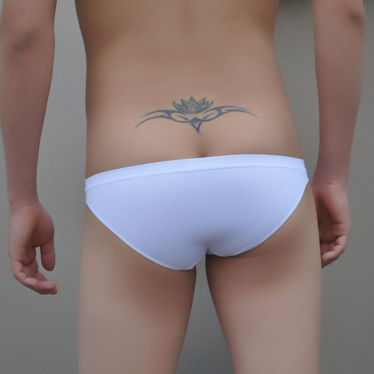 где можно купить белье calvin klein где можно купить белье calvin klein