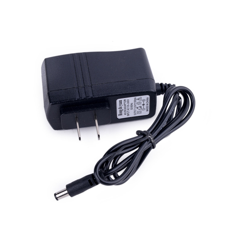 8.4V lithium battery Charger 8.4v1a Battery Charger DC5521 35135 Mouthin the 3C Digital Accessories, Dry cell/Rechargeable Battery/Set , 18650 Battery category - from Buy2taobao.com to provide professional Taobao agent buy service