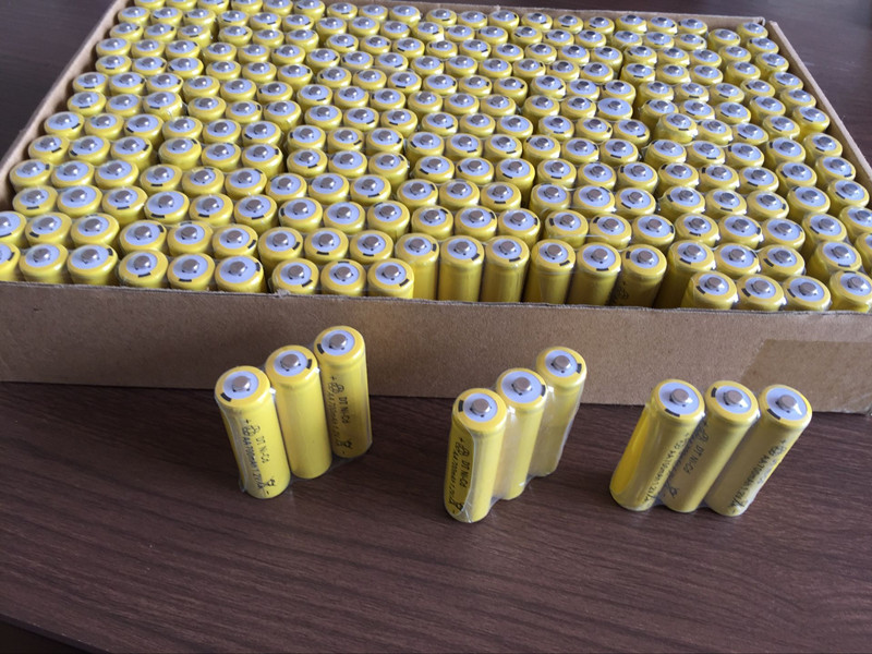 5号充电电池3节 可充500次 和其他玩具一起拍下来的通知掌柜改运在类目 3C数码配件, 干电池/充电电池/套装, 通用电池充电套装中 - 来自Buy2taobao.com提供专业的淘宝代购服务