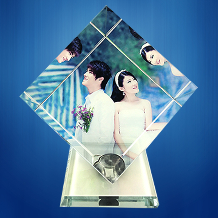 rotate Rubik's Cube crystal Photo make personality DIY customized Friend birthday gift Develop photos rotate albumin the Personalized custom/Design Services/DIY , Daily/Decorative custom , Crystal custom , Crystal Image custom category - from Buy2taobao.com to provide professional Taobao agent buy service