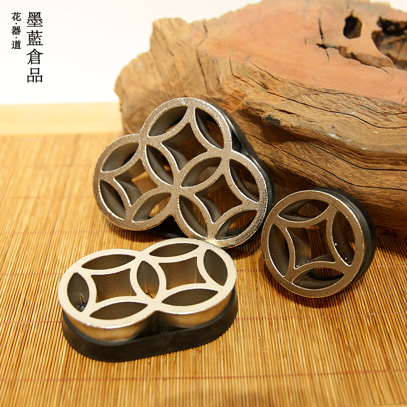 石崎胜日本进口日式插花七宝剑山插花器 不锈钢禅意花道插花工具在类目 鲜花速递/花卉仿真/绿植园艺, 园艺用品, 其它园艺用品中 - 来自Buy2taobao.com提供专业的淘宝代购服务