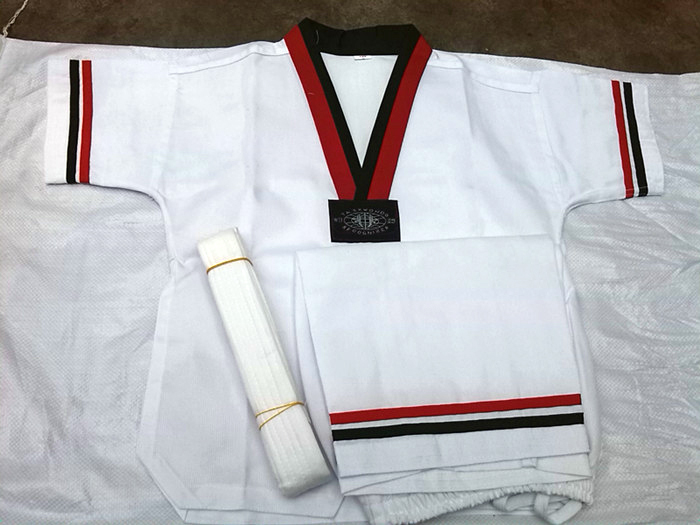 半袖跆拳道道服 跆拳道服装夏季道服 短袖跆拳道服 跆拳道用品在类目 运动/瑜伽/健身/球迷用品, 跆拳道/武术/搏击, 跆拳道, 跆拳道服中 - 来自Buy2taobao.com提供专业的淘宝代购服务