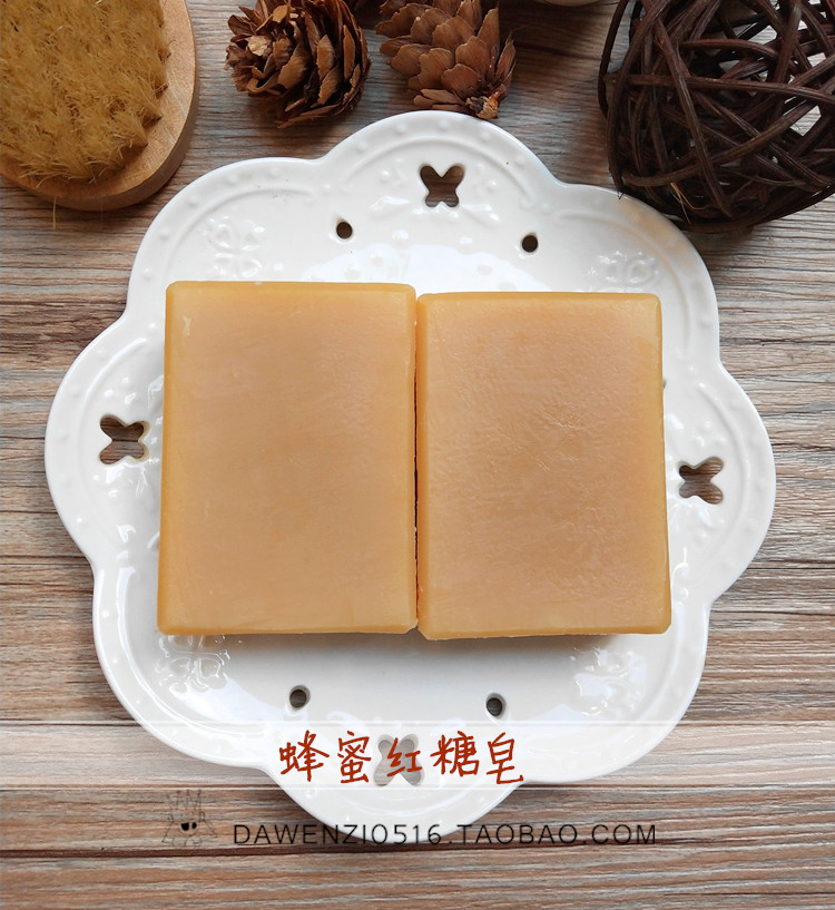 大蚊子 蜂蜜紅糖皂 滋潤幹燥膚質促進皮膚新陳代謝 溫和清潔 75克在類目 美容護膚/美體/精油, 精油芳療, 手工皁/精油皁中 - 來自Buy2taobao.com提供專業的淘寶代購服務