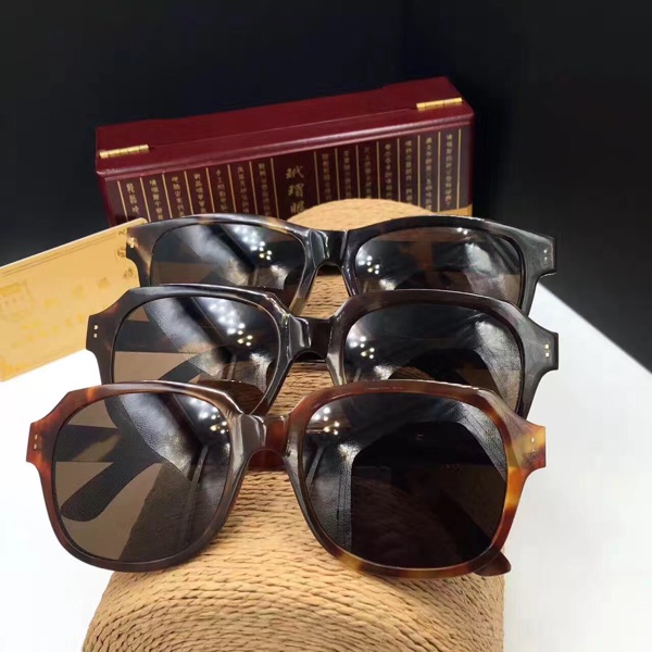 Boutique Pure natural crystal sunlight glasses fatigue Middle and old age stone glasses square Sunglassesin the ZIPPO/Swiss Army Knife/Glasses , Sunglasses category - from Buy2taobao.com to provide professional Taobao agent buy service