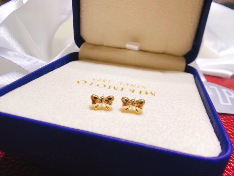 Refinement Big butterfly 18K Ear Studsin the Jewelry/Diamond/Jade/Gold , Natural pearls (New) , Bracelets category - from Buy2taobao.com to provide professional Taobao agent buy service