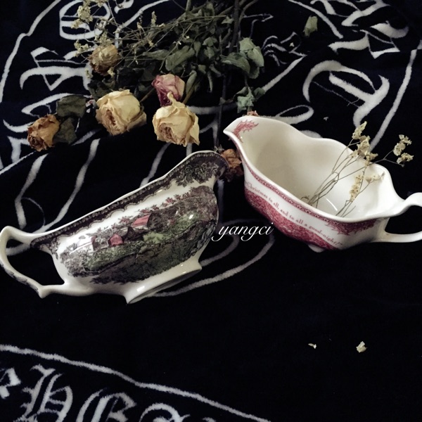 洋瓷幸福家|出口英国jbs釉下彩酱汁斗长奶缸 四季庄园款|红圣诞款|ruв категории посуда, кофе, молочная цистерна - от Buy2taobao.com для оказания профессиональной услуги покупки агента Taobao