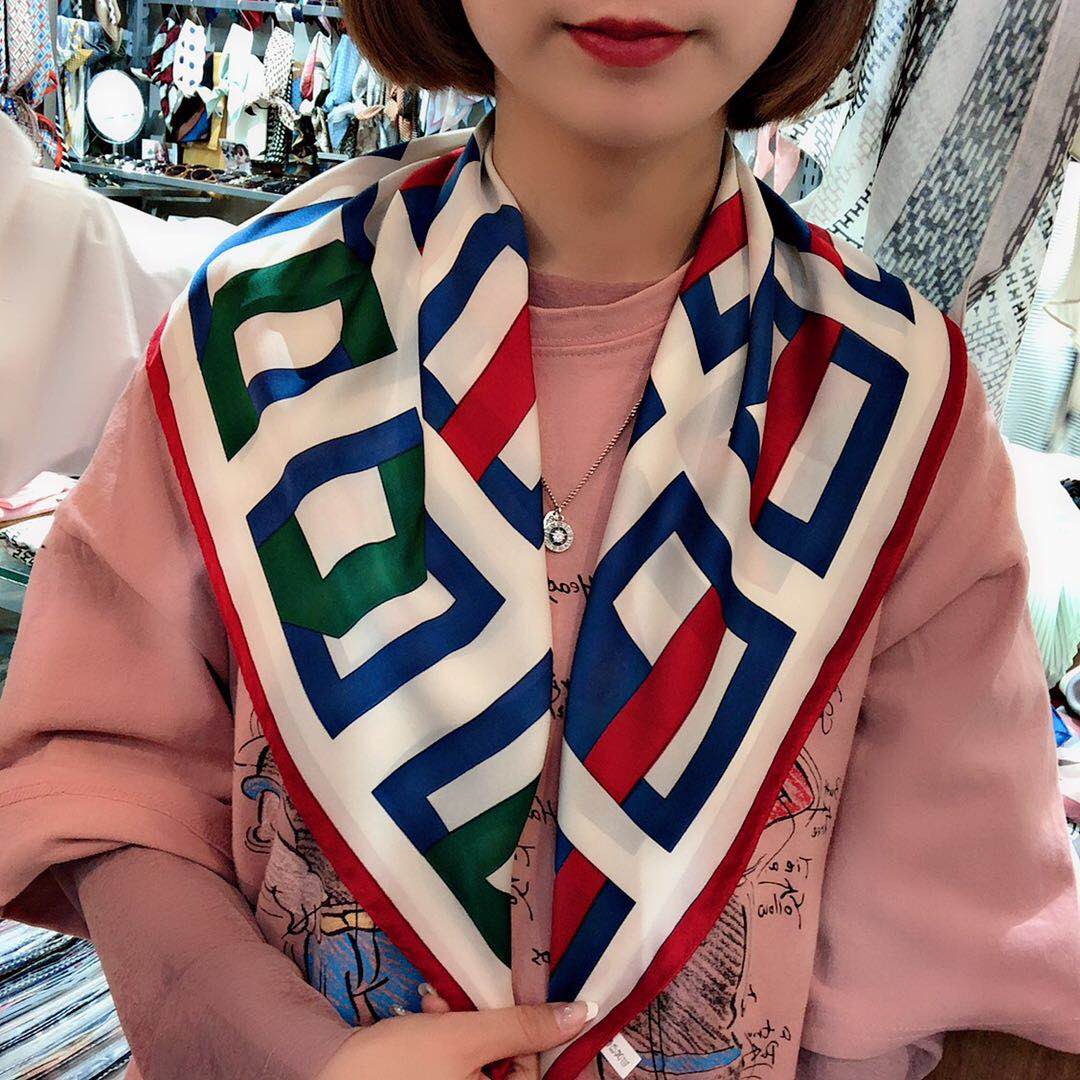 大周 405 韓國東大門代購 時尚百搭ins小方巾女絲巾裝飾頭巾領巾在類目 服飾配件/皮帶/帽子/圍巾, 圍巾/絲巾/披肩中 - 來自Buy2taobao.com提供專業的淘寶代購服務