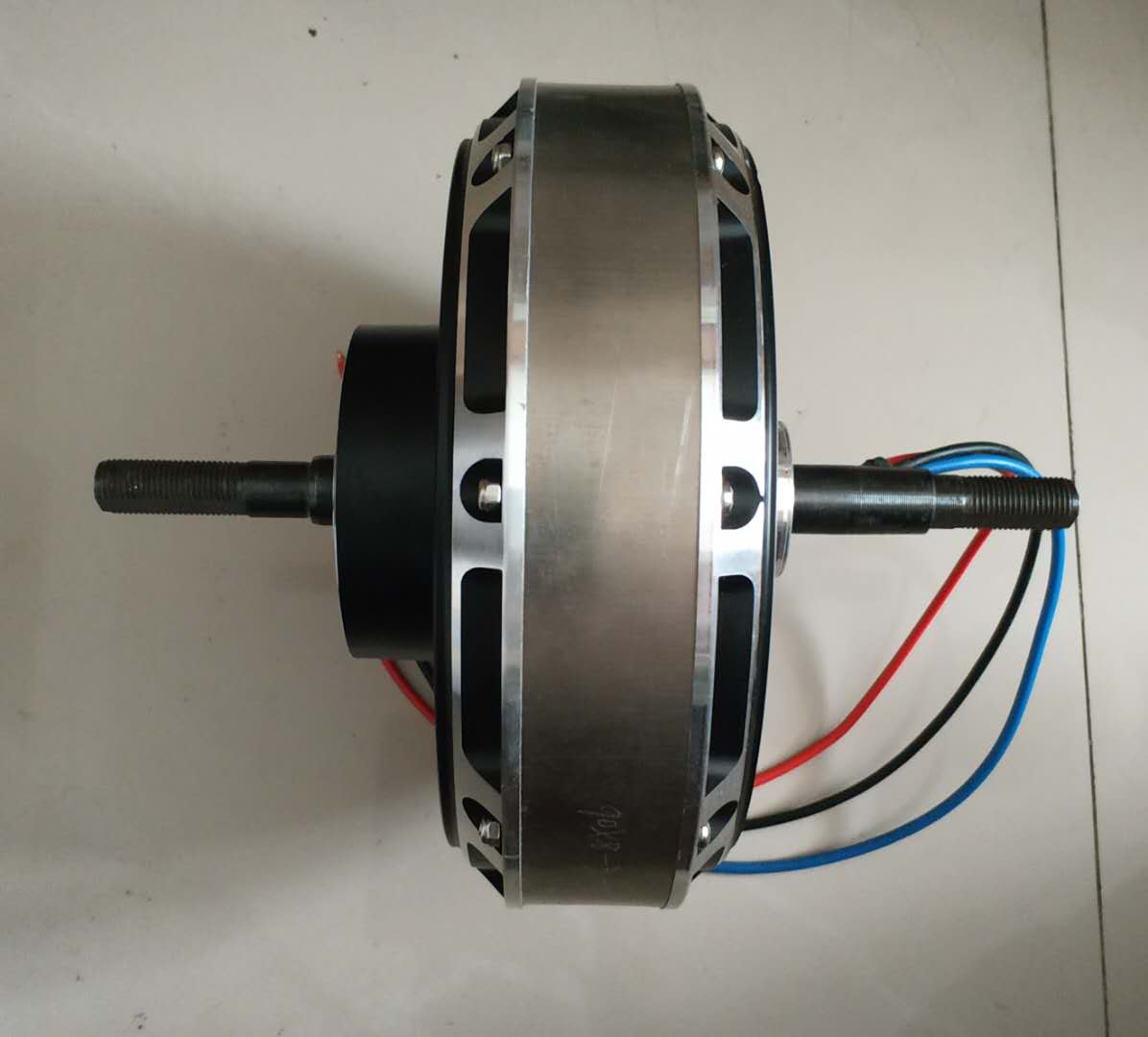 盘式无铁芯外转子升级版发电机 12v-48V无铁芯发电机外直径222mm在类目 五金/工具, 机电五金, 发电机, 其他发电机中 - 来自Buy2taobao.com提供专业的淘宝代购服务