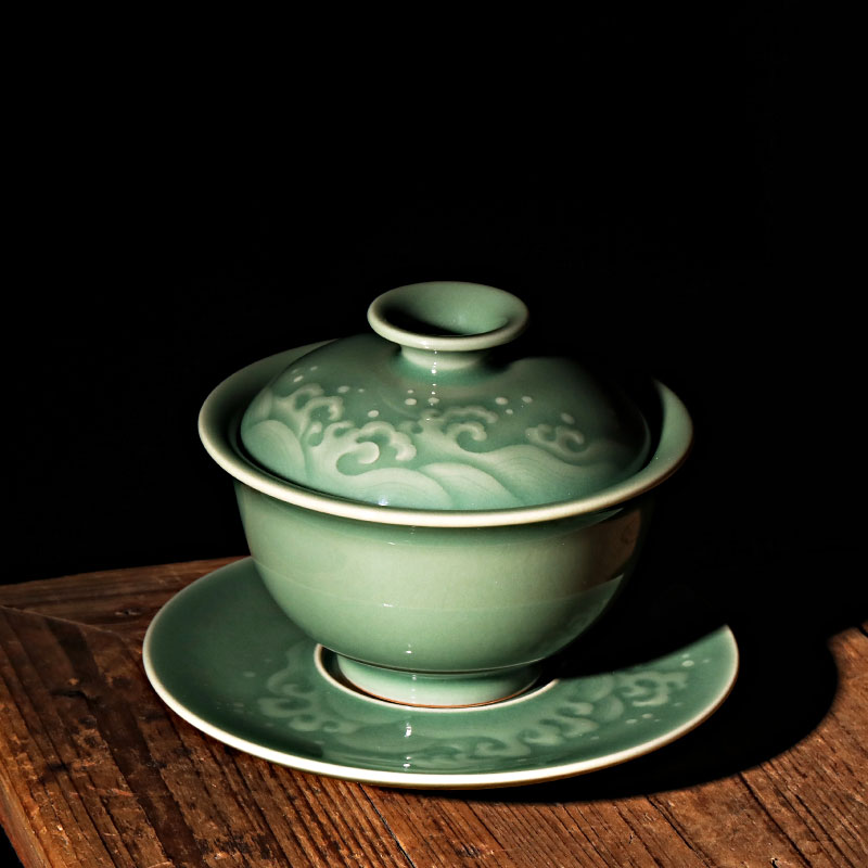 严少英海浪纹盖碗 龙泉青瓷薄胎厚釉梅子青 青瓷茶具泡茶茶杯茶碗在类目 餐饮具, 茶具, 盖碗中 - 来自Buy2taobao.com提供专业的淘宝代购服务