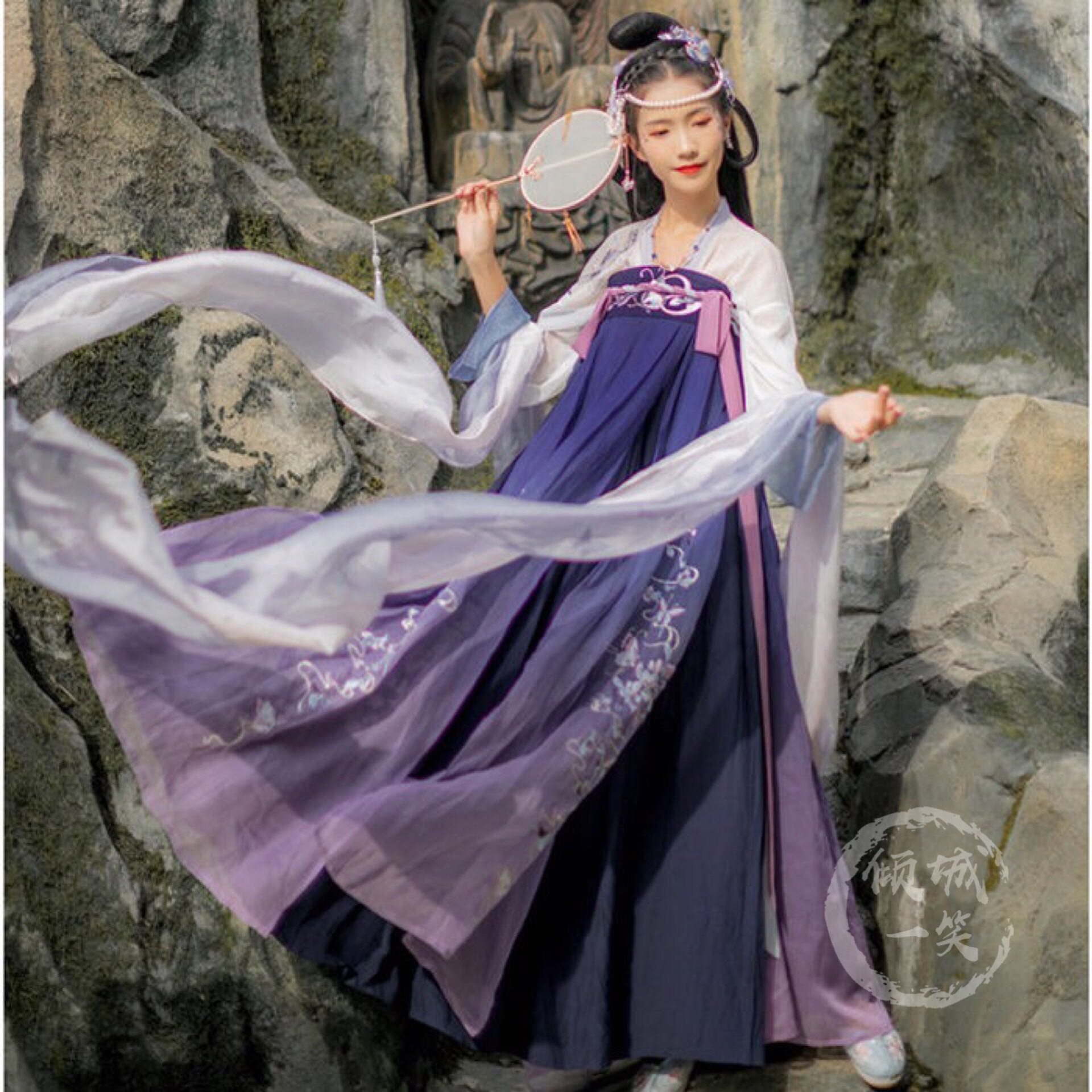 漢尚華蓮挽弦漢服女中國風原創高腰刺繡齊胸襦裙漸變色裙擺日常夏在類目 女裝/女士精品, 唐裝/民族服裝/舞臺服裝, 民族服裝/舞臺裝中 - 來自Buy2taobao.com提供專業的淘寶代購服務