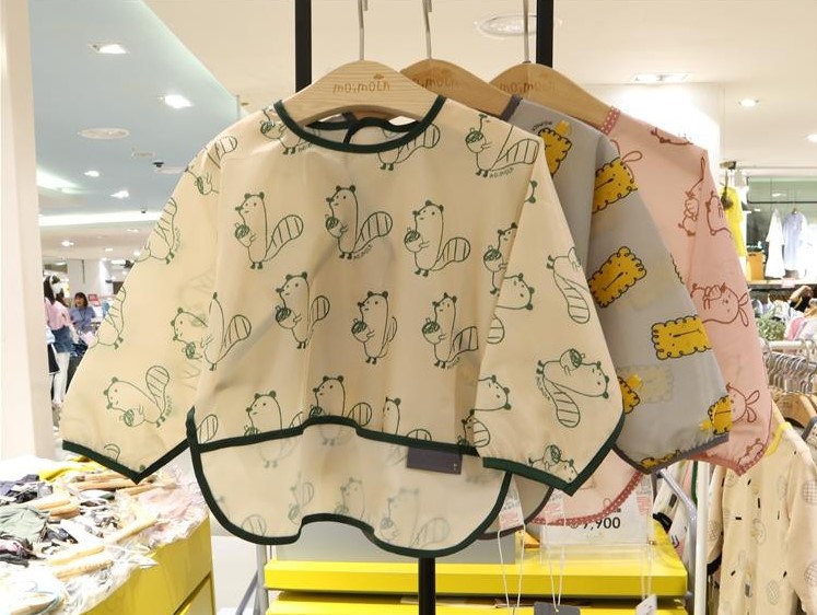 2019年新款男女儿童长袖罩衣卡通图案罩衣 宝宝防污反穿衣 画画衣在类目 童装/婴儿装/亲子装, 儿童袜子(0-16岁)中 - 来自Buy2taobao.com提供专业的淘宝代购服务