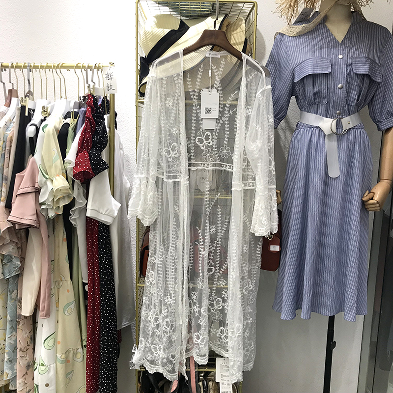 【17035】中長款蕾絲防曬衫開衫在類目 女裝/女士精品, 毛衣中 - 來自Buy2taobao.com提供專業的淘寶代購服務