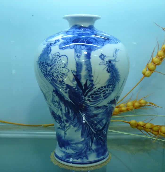 景德鎮陶瓷青花瓷花瓶擺件客廳手工繪制玉壺春仿古插花裝飾品在類目 家居飾品, 花瓶/花器/仿真花/仿真飾品, 花器/花瓶, 花瓶中 - 來自Buy2taobao.com提供專業的淘寶代購服務