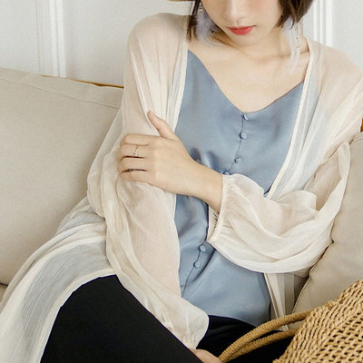 瞌睡兔缎面光泽小清新百搭宽松小包扣内搭打底吊带小背心女夏外穿