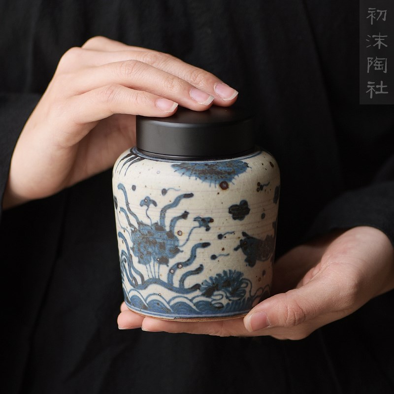 陶瓷茶叶罐手绘青花合金罐盖密封茶仓 茶叶密封罐储存罐|msdalam kategori pinggan mangkuk, set teh, caddy teh - dari Buy2taobao.com untuk memberikan perkhidmatan ejen Taobao profesional membeli