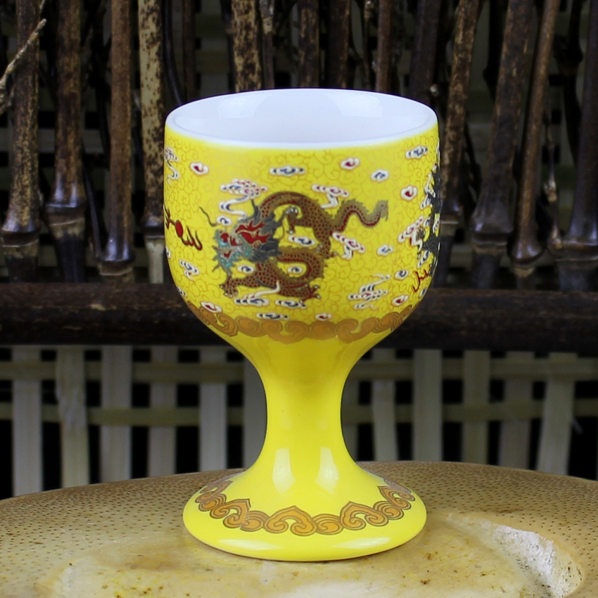 中国风黄色龙纹酒具套装陶瓷小酒杯高脚杯烈酒杯龙酒杯白酒高脚杯|ruв категории посуда, до дна/бокал/вино, бокал - от Buy2taobao.com для оказания профессиональной услуги покупки агента Taobao