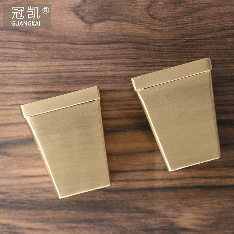 冠凱椅子腳套銅腳套銅制品高端腳套四方形腳套家具腳套黃銅櫃腳套在類目 居家布藝, 餐桌布藝, 桌椅腳套/桌腳墊中 - 來自Buy2taobao.com提供專業的淘寶代購服務