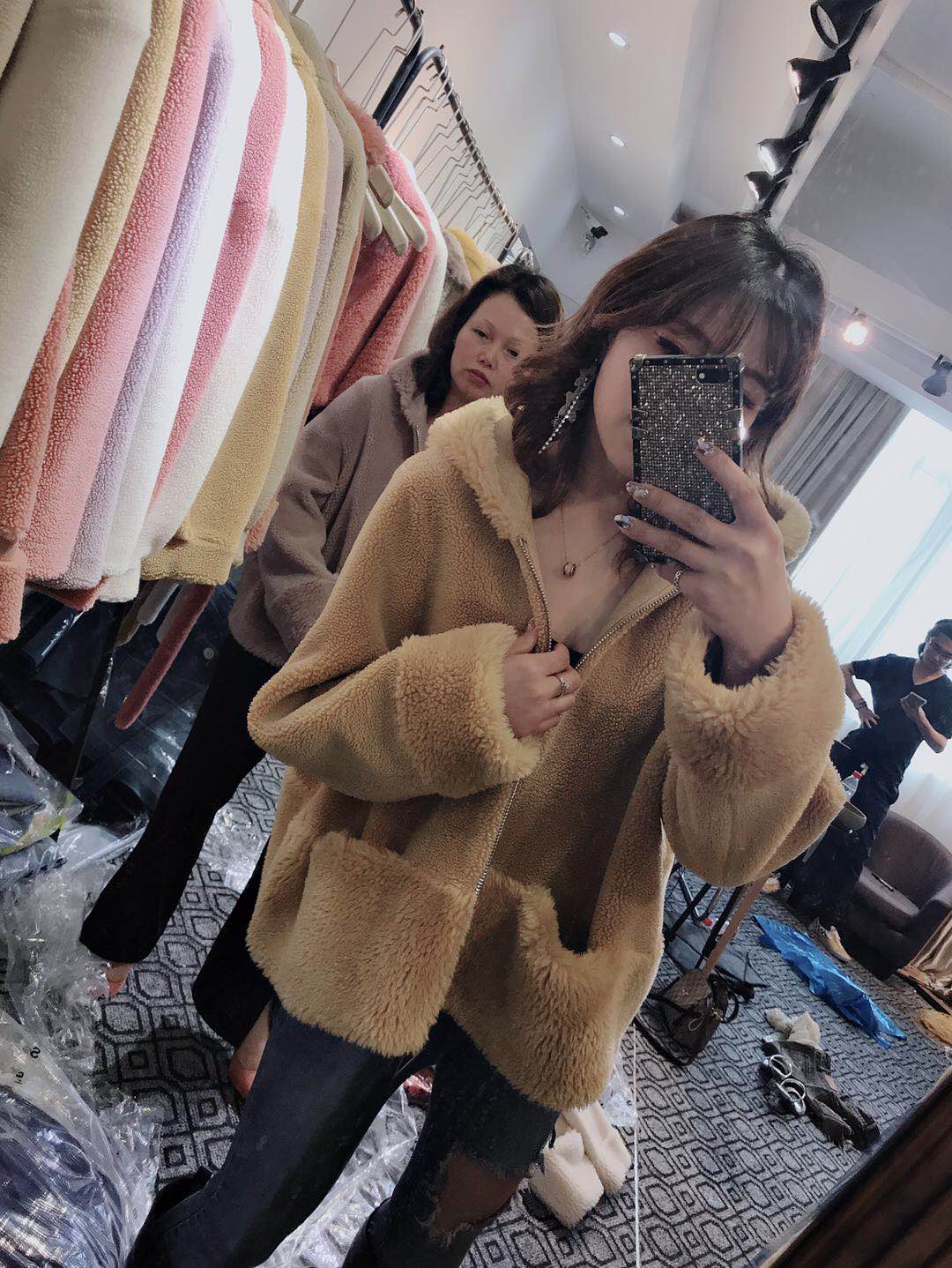 2019新款 时尚短款皮毛一体w98002在类目 女装/女士精品, 毛衣中 - 来自Buy2taobao.com提供专业的淘宝代购服务
