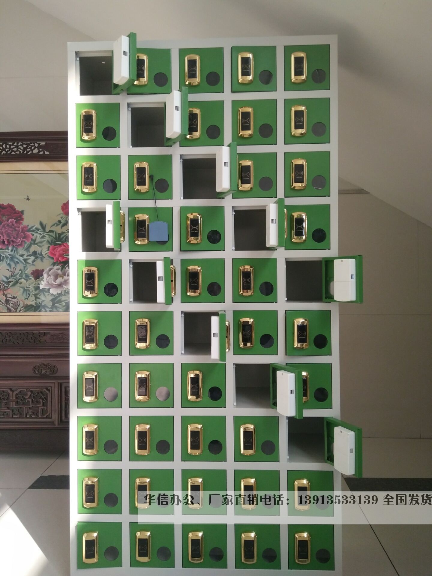感应锁更衣柜 电子存包柜手机柜 密码柜 桑拿柜 钢制员工柜 浴室在类目 商业/办公家具, 超市家具, 寄存柜中 - 来自Buy2taobao.com提供专业的淘宝代购服务