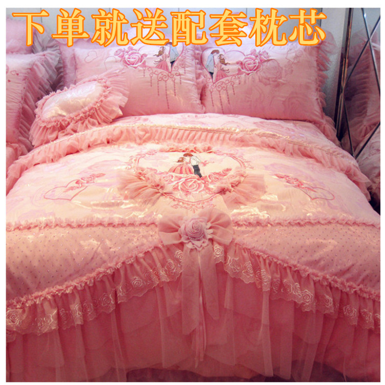 婚庆床品四件套纯棉蕾丝床罩被套结婚床上用品六七八件套大红粉色|ruв категории постельные принадлежности, кровать новобрачных/четыре члена рукав/Несколько членов рукав - от Buy2taobao.com для оказания профессиональной услуги покупки агента Taobao