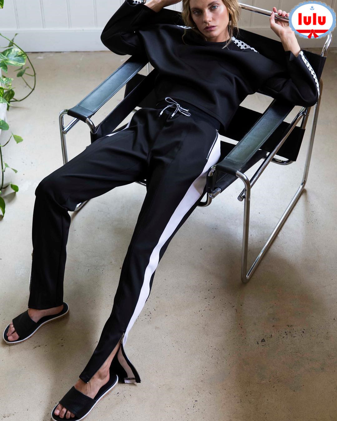 J.A ROHE PANTS 运动休闲裤女宽松阔腿裤 百搭开叉拉链 黑白垂感在类目 女装/女士精品, 裤子, 休闲裤中 - 来自Buy2taobao.com提供专业的淘宝代购服务
