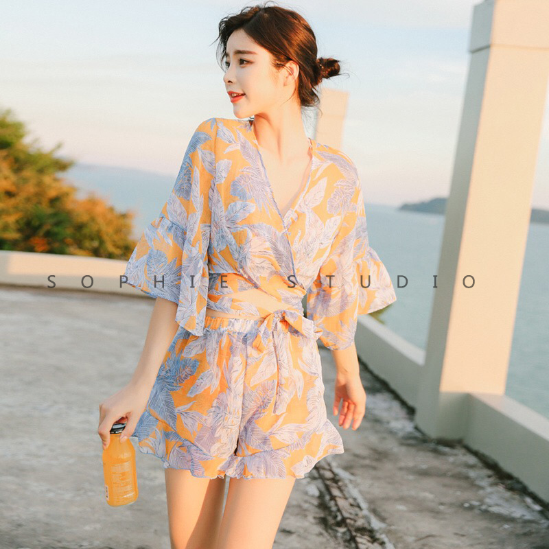 BAIGNADE▲沙灘泳衣女四件套保守比基尼罩衫小胸分體聚攏顯瘦泳裝在類目 運動/瑜伽/健身/球迷用品, 游泳, 比基尼中 - 來自Buy2taobao.com提供專業的淘寶代購服務