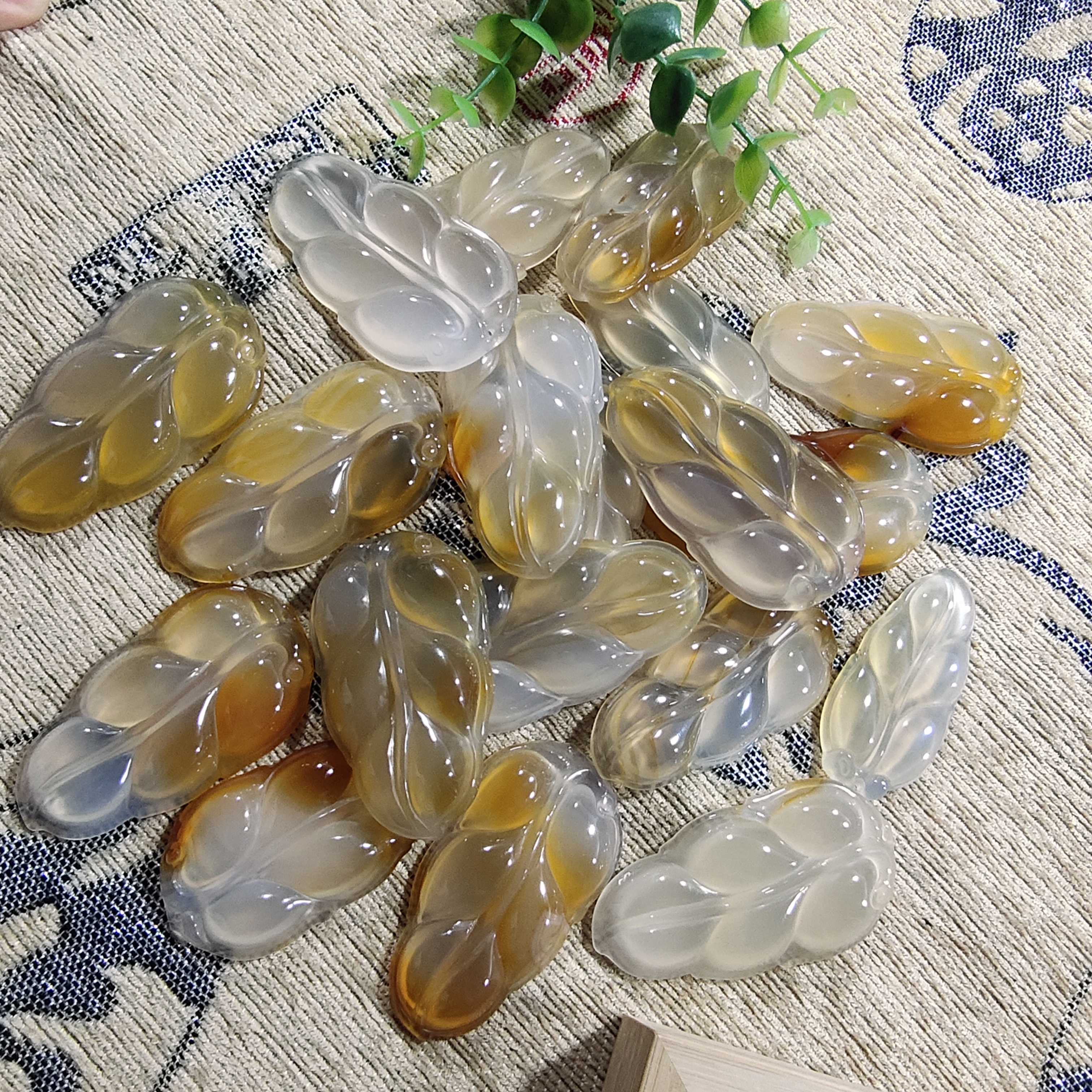 纯天然正品原色玛瑙玉髓手工雕刻树叶吊坠 男女款 直播间选货下单|ruв категории Украшения,ювелирные изделия, кулон/кулон - от Buy2taobao.com для оказания профессиональной услуги покупки агента Taobao