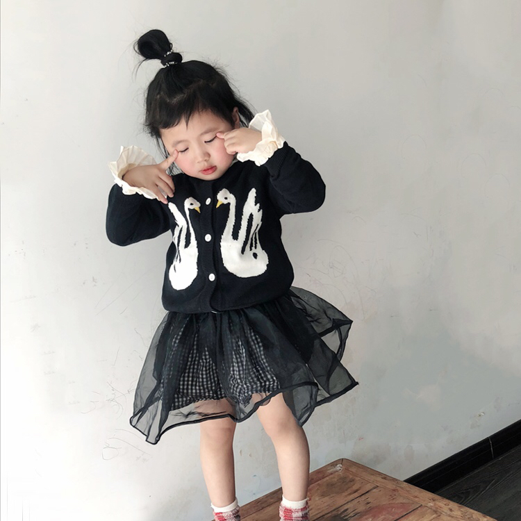 妮家2019春新韩宝宝黑天鹅针织开衫男女童卡通针织薄毛衣外套潮在类目 童装/婴儿装/亲子装, 毛衣/针织衫中 - 来自Buy2taobao.com提供专业的淘宝代购服务