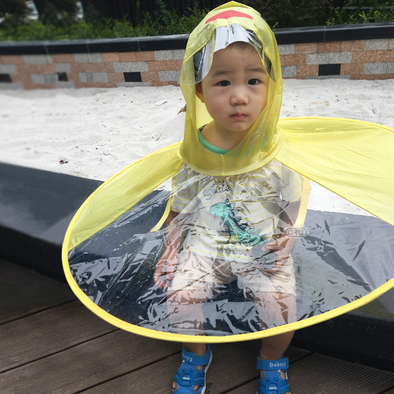 抖音網紅飛碟雨衣小黃鴨鬥篷雨衣寶寶兒童雨衣男童女童幼兒園成人在類目 居家日用, 傘/雨具/防雨/防潮, 雨披/雨衣中 - 來自Buy2taobao.com提供專業的淘寶代購服務