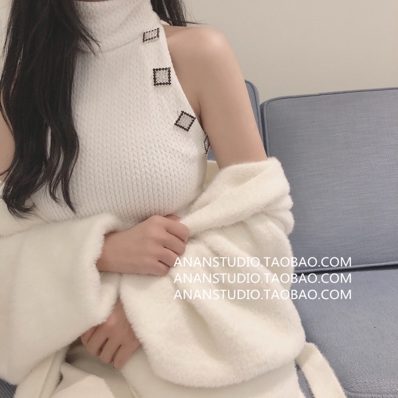 NINASTUDIO 定制款 削肩显瘦 钻装饰 高领针织背心在类目 女装/女士精品, 背心吊带中 - 来自Buy2taobao.com提供专业的淘宝代购服务