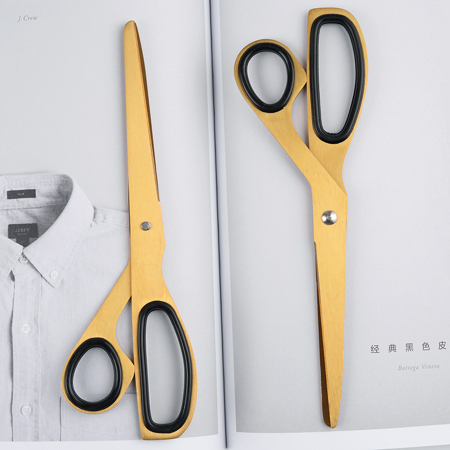 简约北欧风黄铜复古剪刀不对称设计家用办公用裁纸刀手帐工具包邮在类目 电子词典/电纸书/文化用品, 裁剪用品, 剪刀中 - 来自Buy2taobao.com提供专业的淘宝代购服务