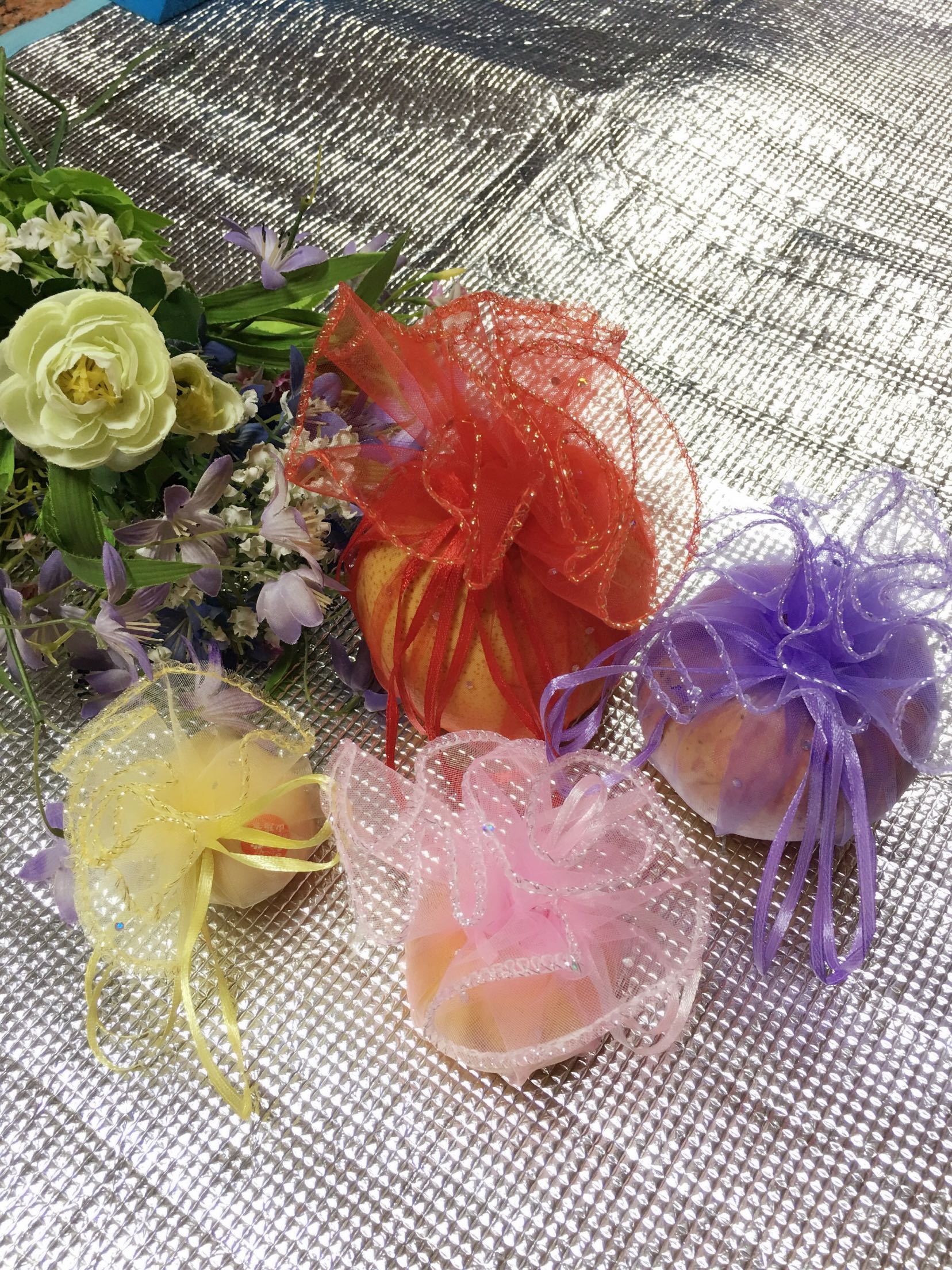 亮片網紗圓形包裝袋蘋果紗袋香囊婚慶喜糖袋子顏色可選聖誕節包郵在類目 節慶用品/禮品, 糖盒/糖盒配件中 - 來自Buy2taobao.com提供專業的淘寶代購服務