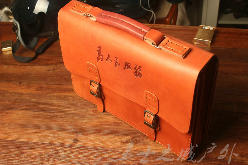 Serve the People One shoulder Inclined shoulder bag Top layer leather Retro Handbag classic durable Official document a leather bag Computer packagein the Sports bag/Outdoor package/Fitting , Satchel/Bag/Leisure package category - from Buy2taobao.com to provide professional Taobao agent buy service