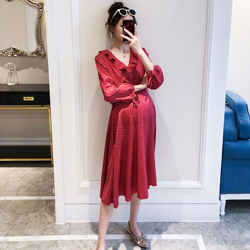 pregnant woman gules Chiffon Dress spring and autumn 2019 new pattern Mid length version V-neck Wave Paige longuette Chao Ma spring clothesin the Maternity/Maternal supplies/Nutrition , Maternity , Dress category - from Buy2taobao.com to provide professional Taobao agent buy service