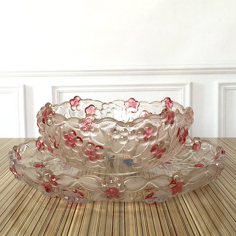 Plum blossom crystal Glass Fruit plate Large circular Fruit plate Fruit bucket European style originality fashion Home Furnishing a living roomin the Tableware , Tableware , Fruit bowl/Fruit plate/Hamper category - from Buy2taobao.com to provide professional Taobao agent buy service