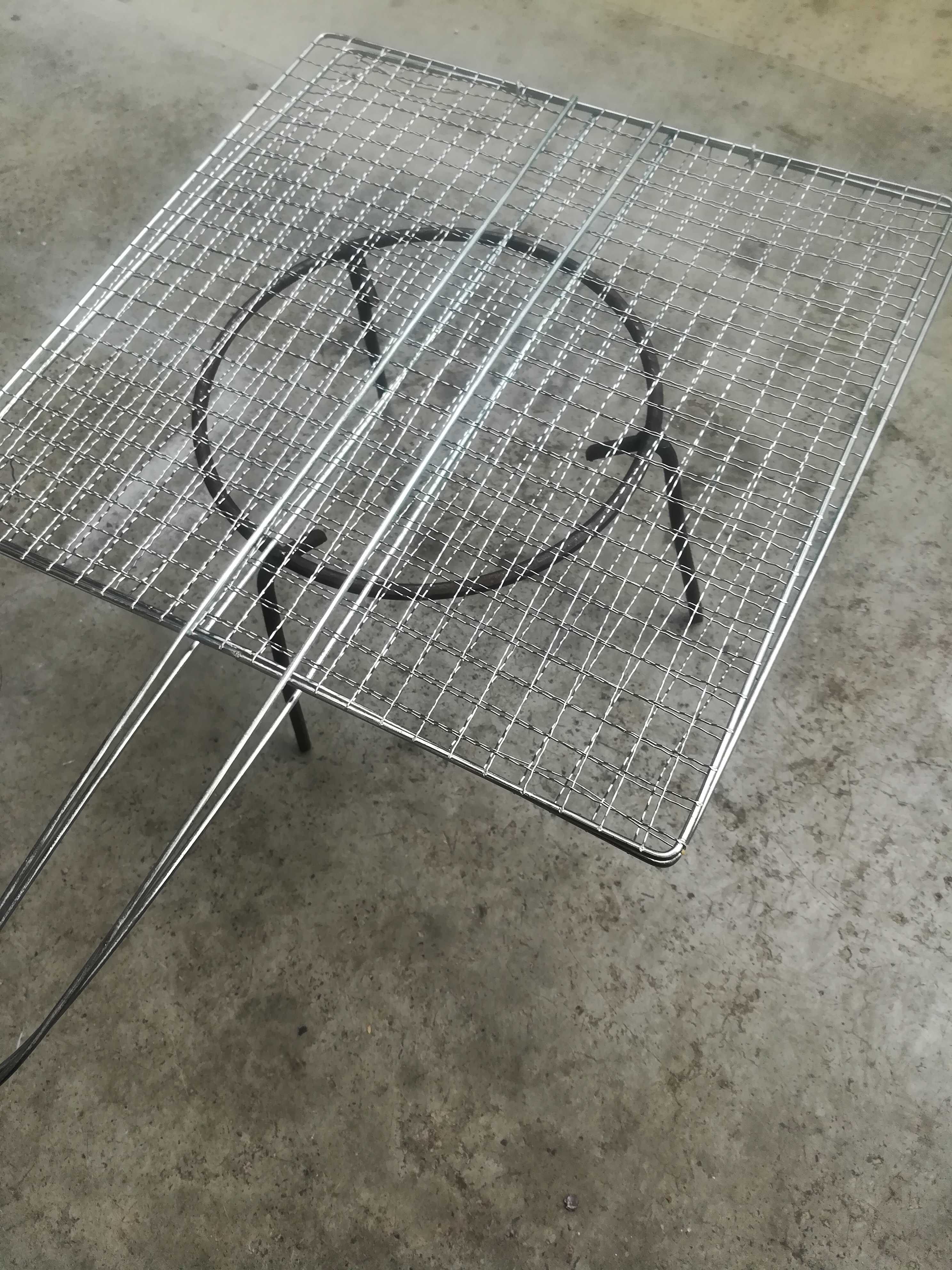 户外烧火架烧烤架撑架野外烧烤煮饭炒菜神器架子三角撑架架锅子在类目 厨房/烹饪用具, 烧烤/烘焙用具, 烧烤架炉/烧烤DIY用具, 其它烧烤用品中 - 来自Buy2taobao.com提供专业的淘宝代购服务