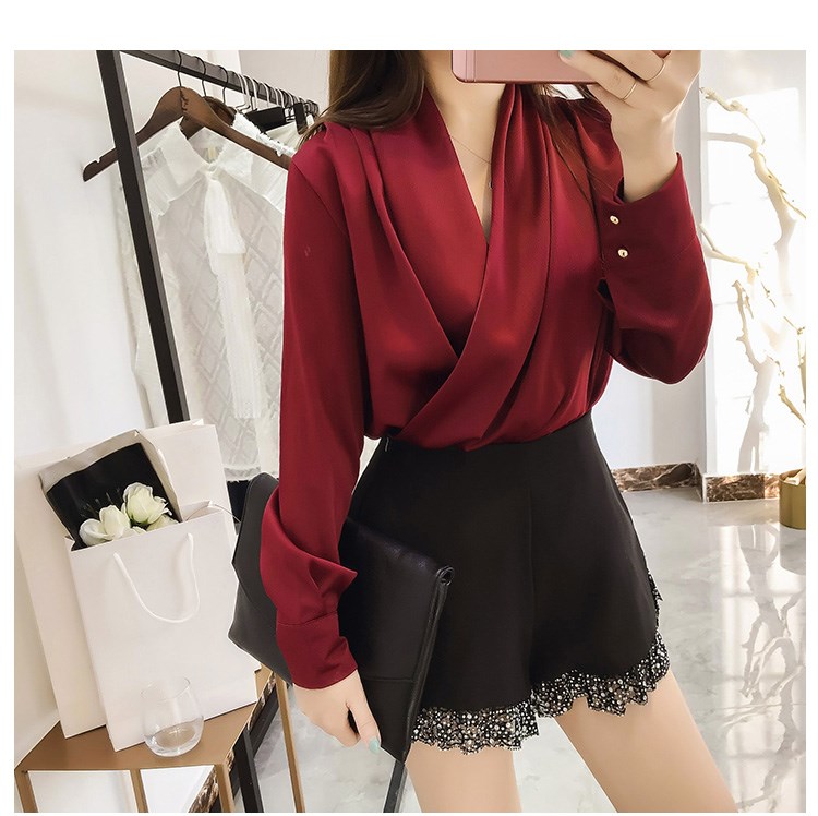 2018 Autumn new pattern Easy Western style Chiffon Satin Long sleeve fashion shirt Korean Edition jacket Primerin the Women's clothing/Boutique , Shirt category - from Buy2taobao.com to provide professional Taobao agent buy service