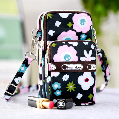 斜挎手机包女跑步运动单肩手腕包零钱包大屏挂脖手机包迷你小包竖