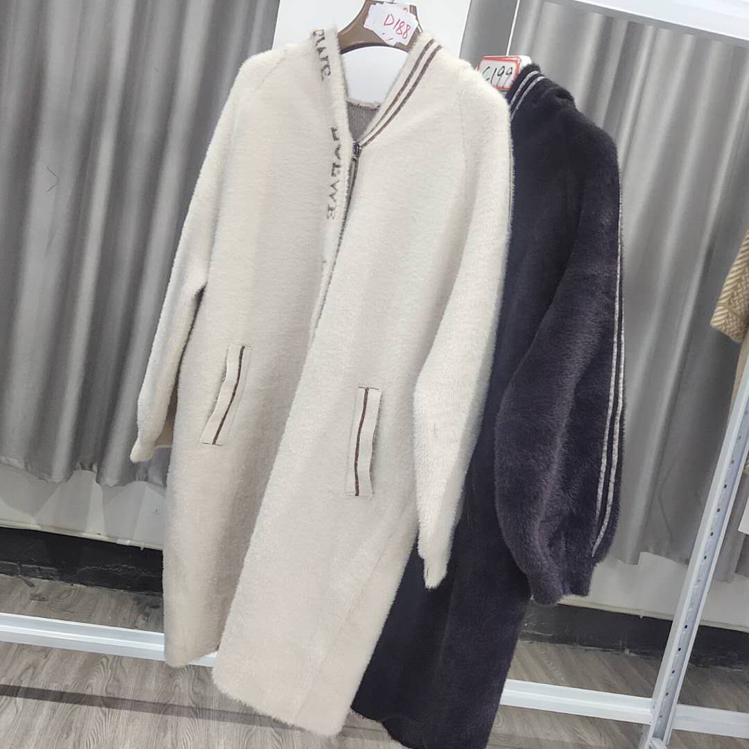 萱萱精选水貂绒大衣5在类目 女装/女士精品, 毛衣中 - 来自Buy2taobao.com提供专业的淘宝代购服务