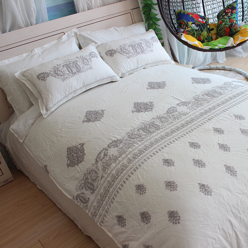 特价清仓 天丝床品六件套凉爽透气顺滑细腻1.5米床1.8米床套件在类目 床上用品, 床品套件/四件套/多件套中 - 来自Buy2taobao.com提供专业的淘宝代购服务